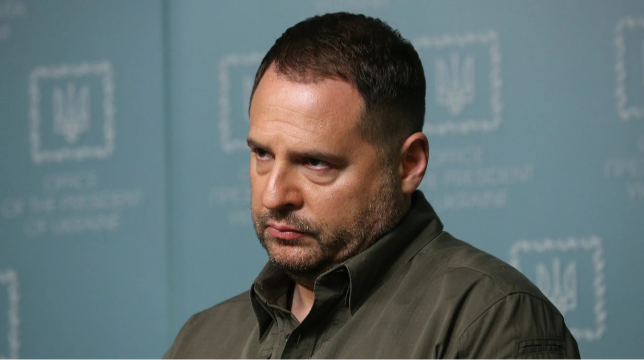 Андрій Єрмак у залі Вищого антикорупційного суду